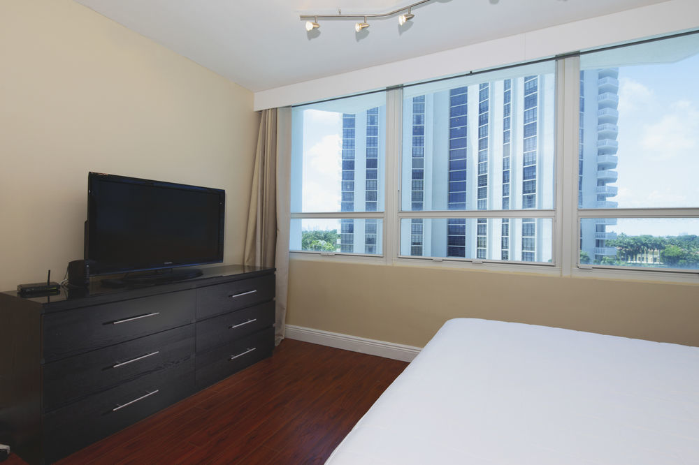 Hôtel Castle Beach By New Point Miami à Miami Beach Extérieur photo