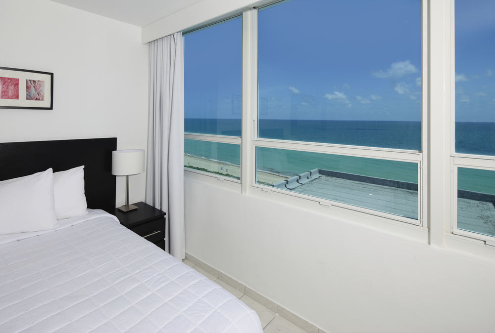 Hôtel Castle Beach By New Point Miami à Miami Beach Extérieur photo